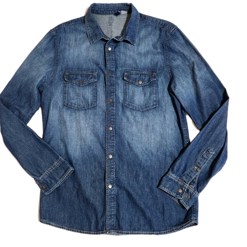H&M Classic Blue Button-Down Shirt